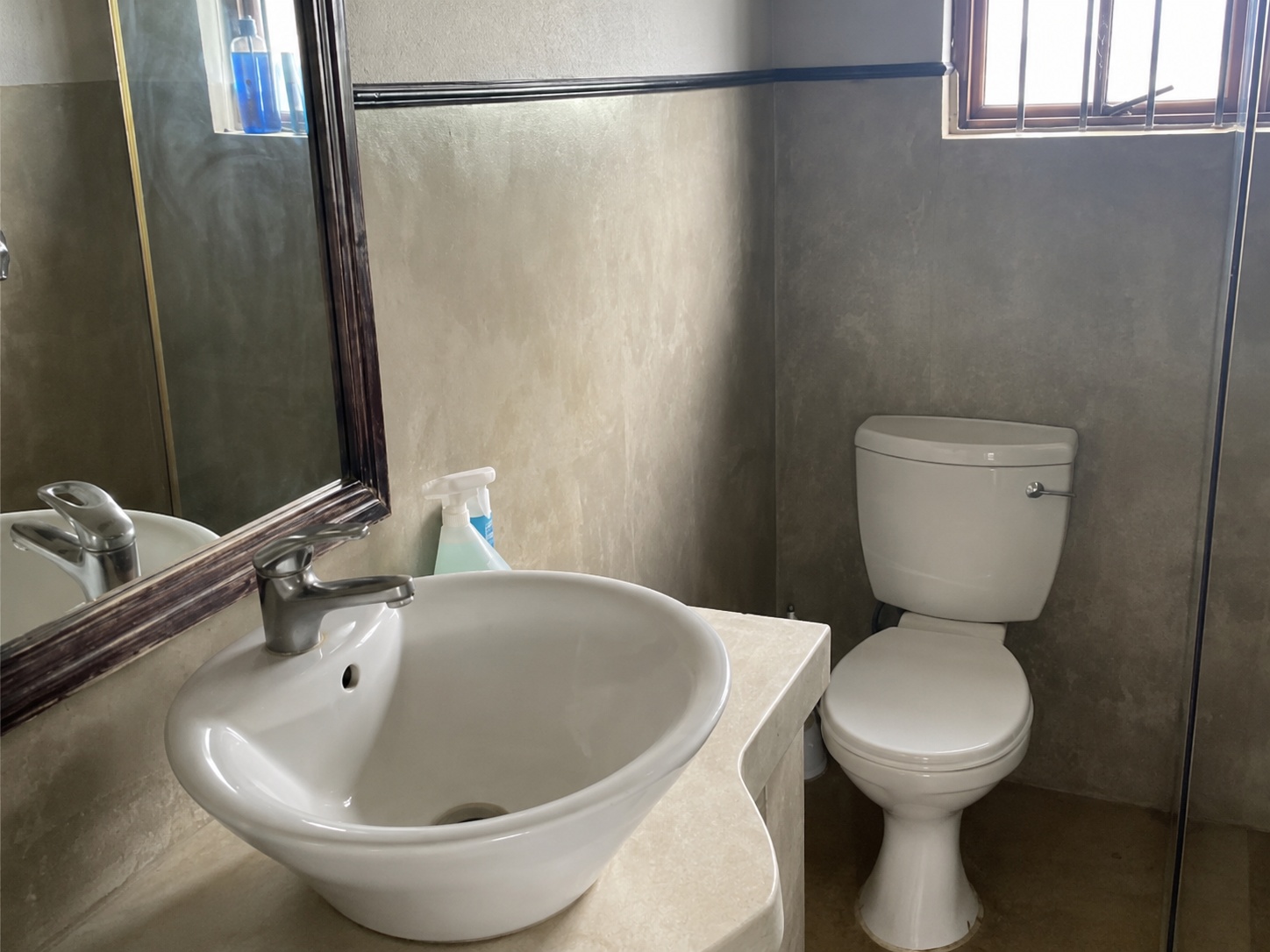 Clean Bathroom Detail