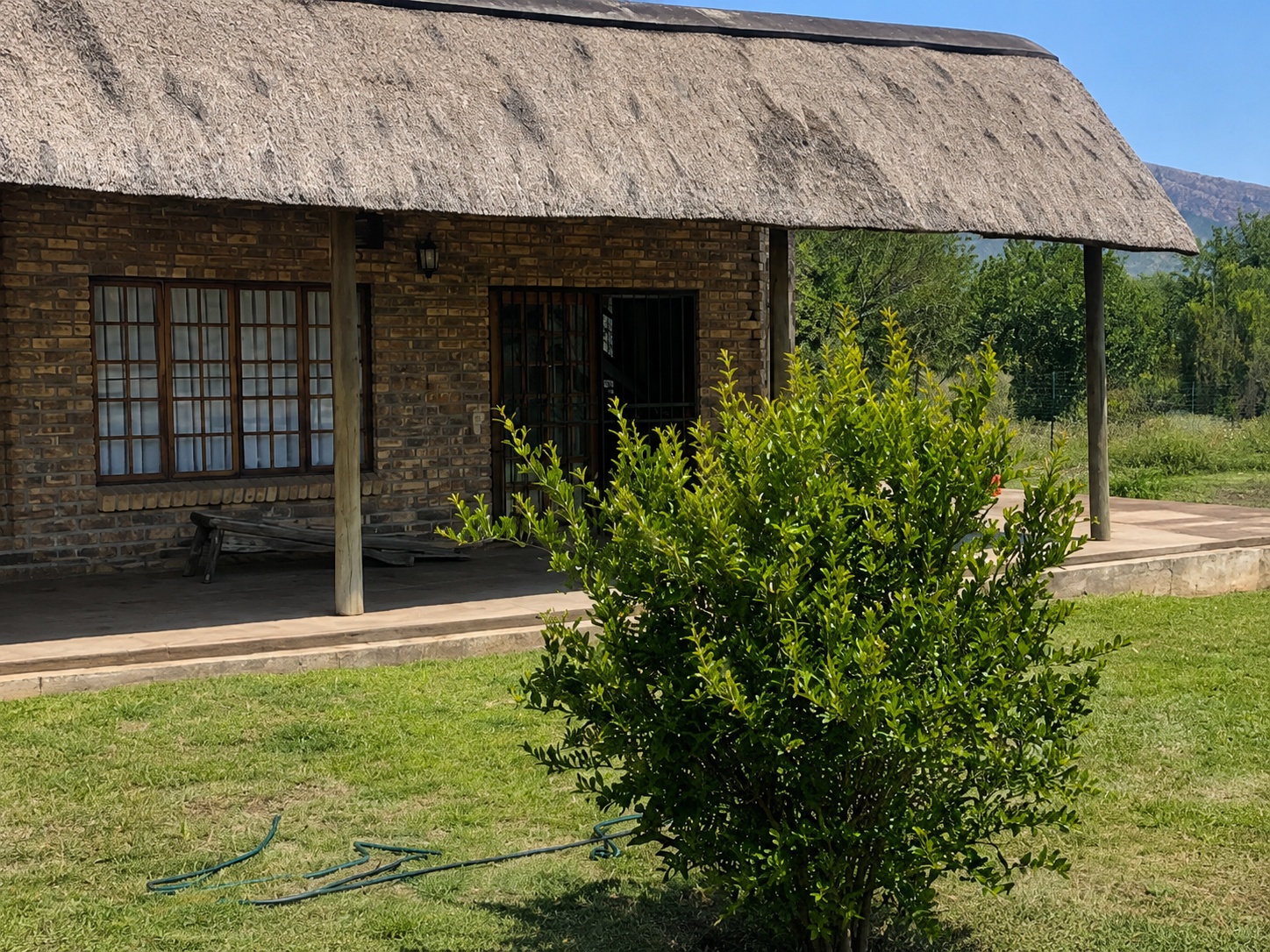 Bossi Lodge Double or Twin Room exterior