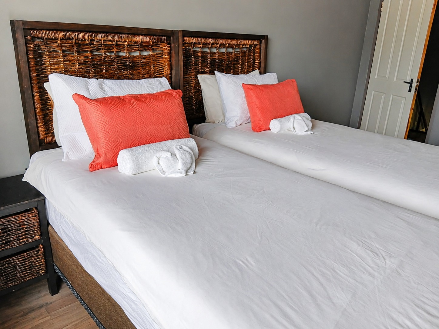 Bossi Lodge twin bedroom
